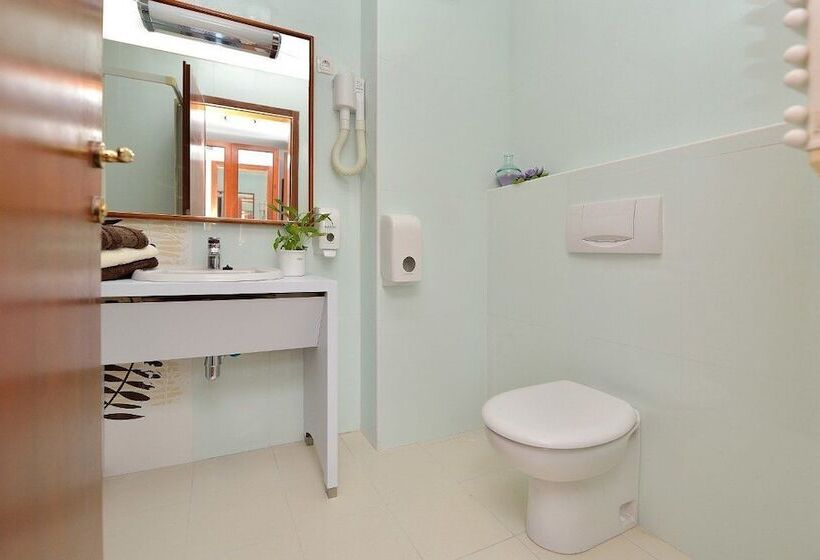 스탠다드 트리플 룸, Zadar