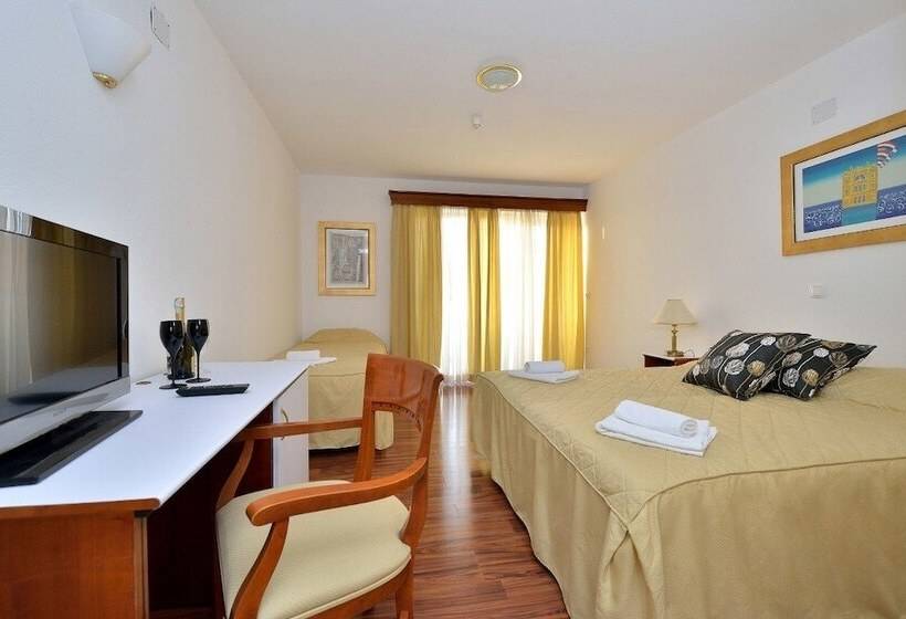 스탠다드 트리플 룸, Zadar