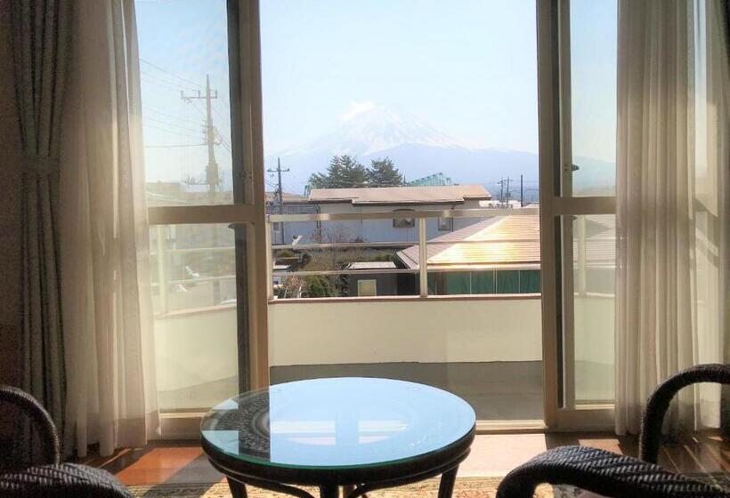 Номер Deluxe с Видом, K S House Fuji View   Travelers Hostel