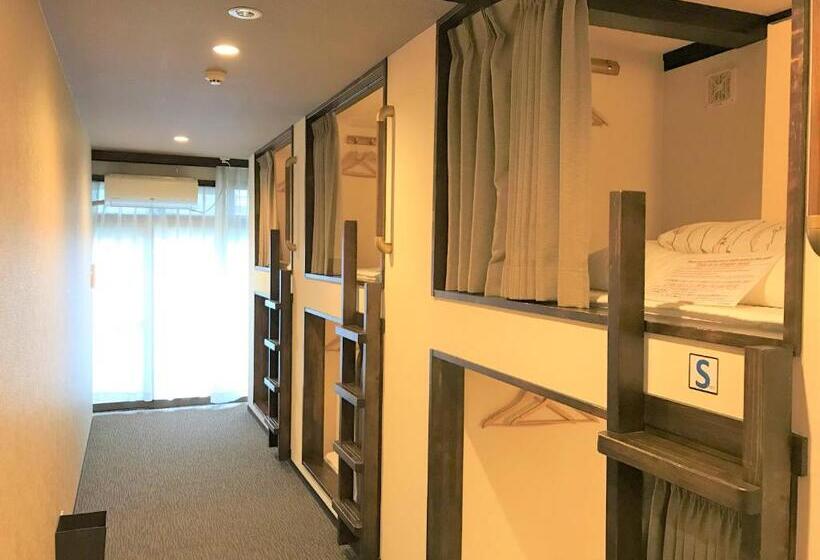 Кровать в Общей Комнате, K S House Fuji View   Travelers Hostel