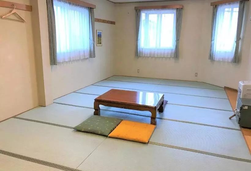 スタンダードルーム, K S House Fuji View   Travelers Hostel