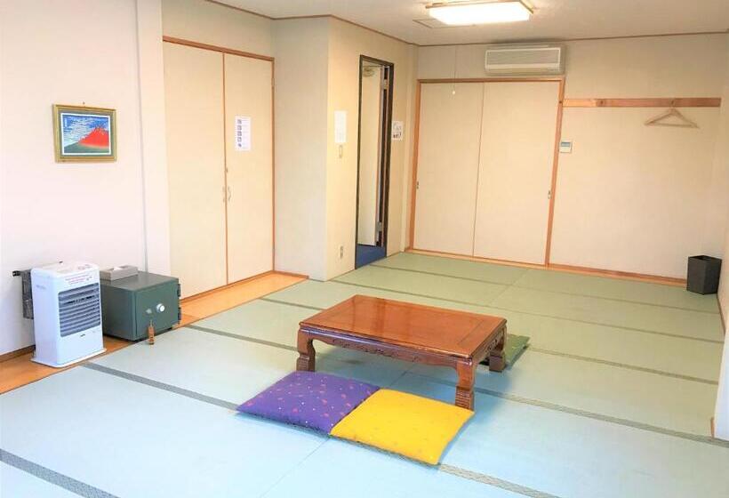 Номер Стандарт, K S House Fuji View   Travelers Hostel