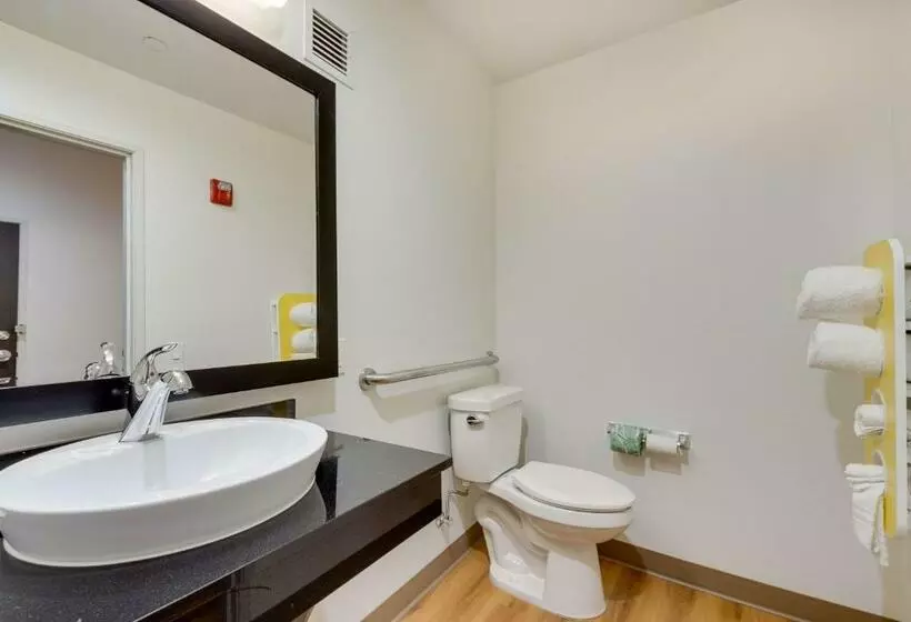 Standard-huone King-vuode, Motel 6tulsa, Ok