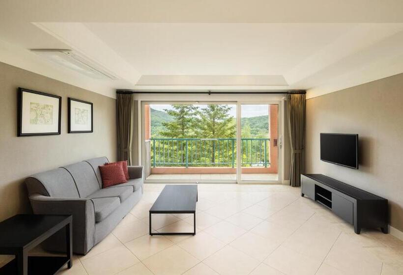 חדר סטנדרט מיטה זוגית, Oak Valley Resort