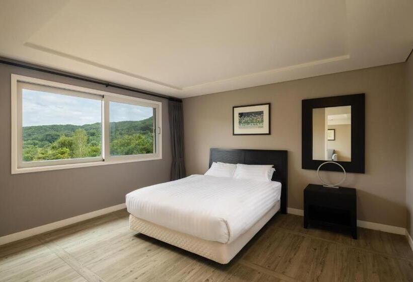 Номер Стандарт Двуспальная Кровать, Oak Valley Resort
