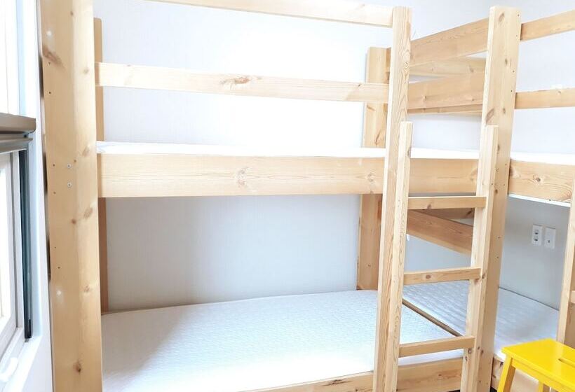 Четырехместный Номер Стандарт, Baebae Guesthouse