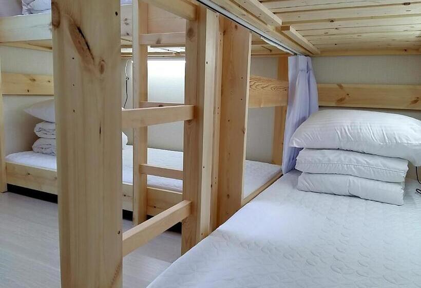 四人标准间, Baebae Guesthouse