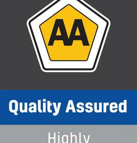 家庭间, Dias Guest House