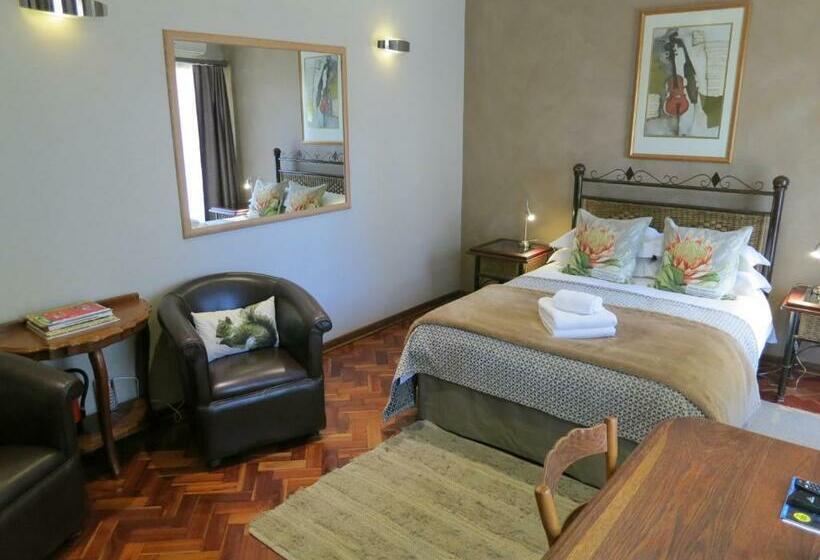 家庭间, Dias Guest House