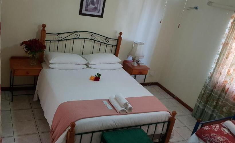 Номер Deluxe, Ebenezer Guesthouse Bluewater Bay