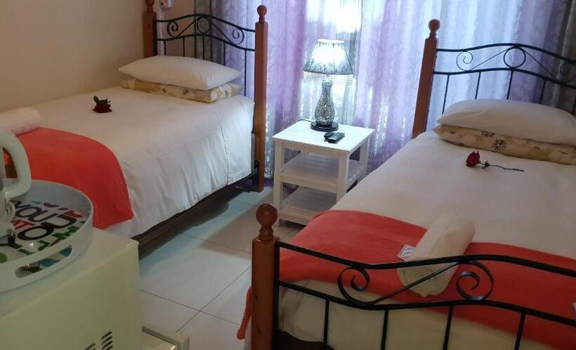 Номер Economy, Ebenezer Guesthouse Bluewater Bay