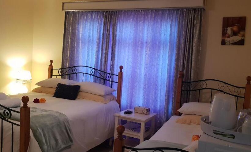 Семейный Полулюкс, Ebenezer Guesthouse Bluewater Bay