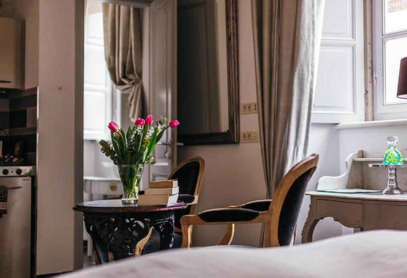 Номер Комфорт, Prijeko Palace