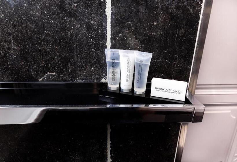 标准间, Prijeko Palace