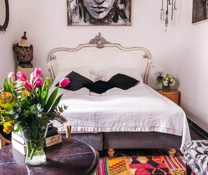 舒适型房间, Prijeko Palace