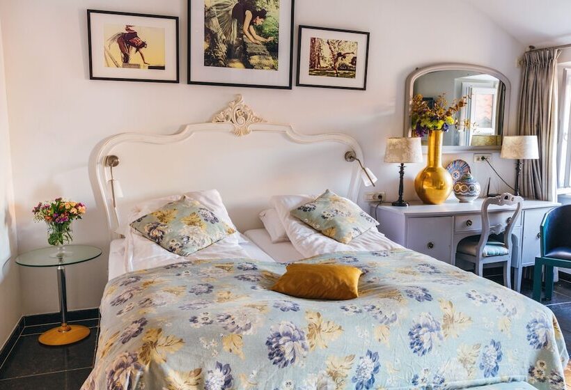 舒适型房间, Prijeko Palace