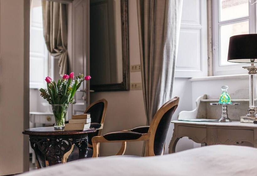 舒适型房间, Prijeko Palace