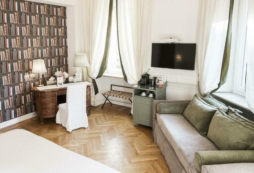 سوییت جونیور با بالکن, Relais Donna Lucrezia