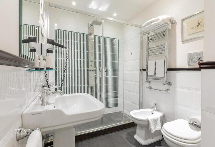 سوییت جونیور لوکس, Relais Donna Lucrezia