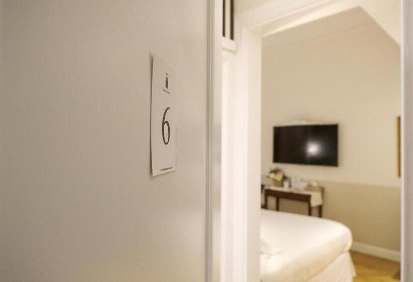 اتاق لوکس, Relais Donna Lucrezia