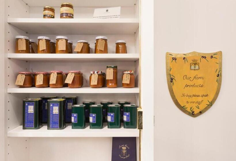 اتاق استاندارد یک نفره, Relais Donna Lucrezia