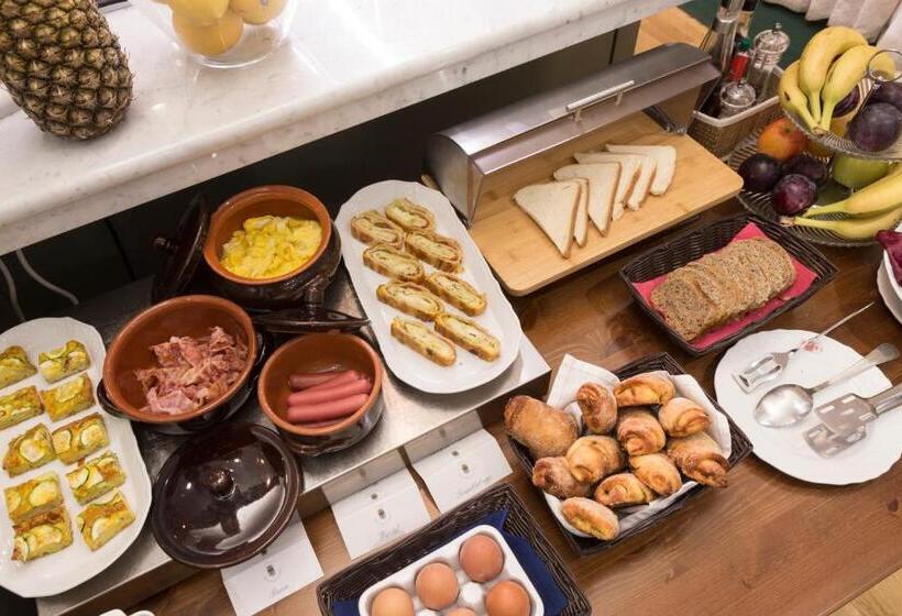 سوییت خانوادگی, Relais Donna Lucrezia