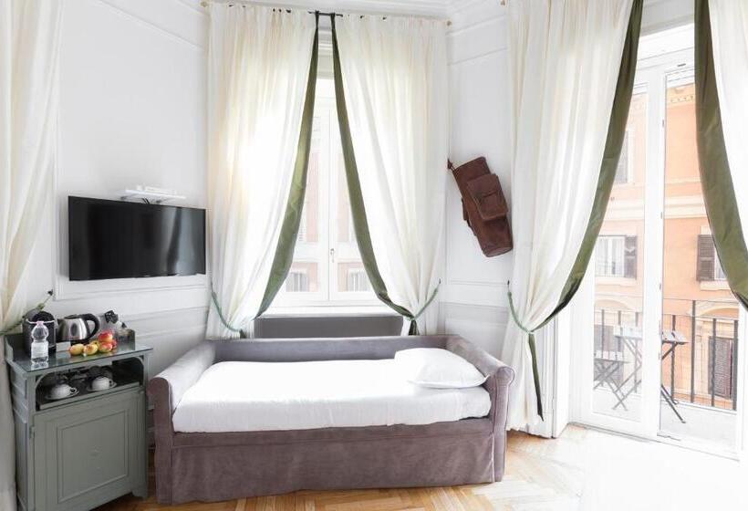 سوییت جونیور با بالکن, Relais Donna Lucrezia