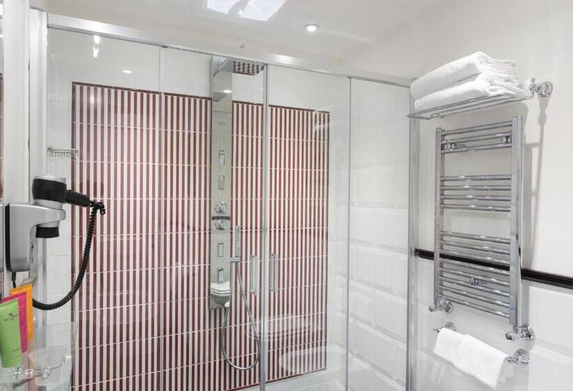 سوییت جونیور لوکس, Relais Donna Lucrezia