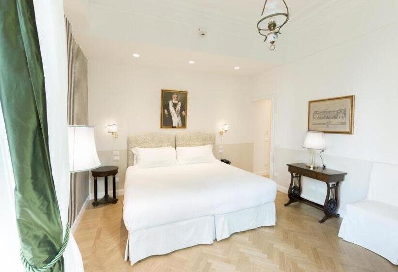 اتاق سوپریور سه تخته, Relais Donna Lucrezia