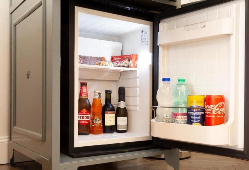 اتاق استاندارد یک نفره, Relais Donna Lucrezia