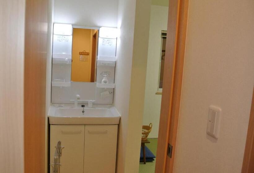 Номер Стандарт Индивидуальный Совместная Ванная, Pension Megumiyuki