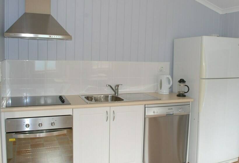 בית, 3 חדרי שינה, Twisted Gum Cottage