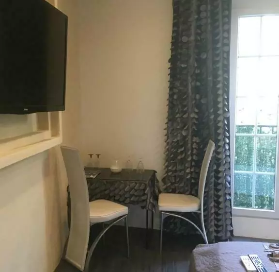 ファミリールーム, Les Chambres De Naevag