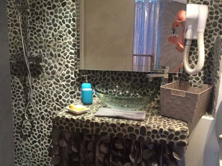 침실 2개 주택, Les Chambres De Naevag