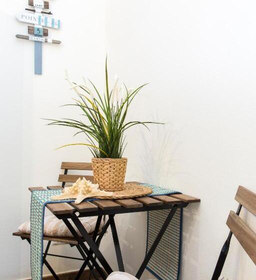 اتاق استاندارد, Sweet Dreams