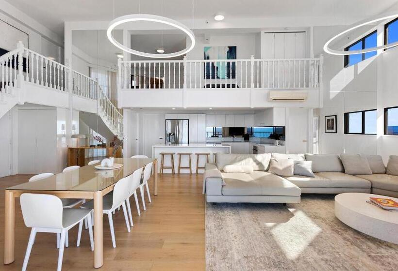 شقة دور أخير غرفة نوم واحدة, Burleigh Esplanade Apartments