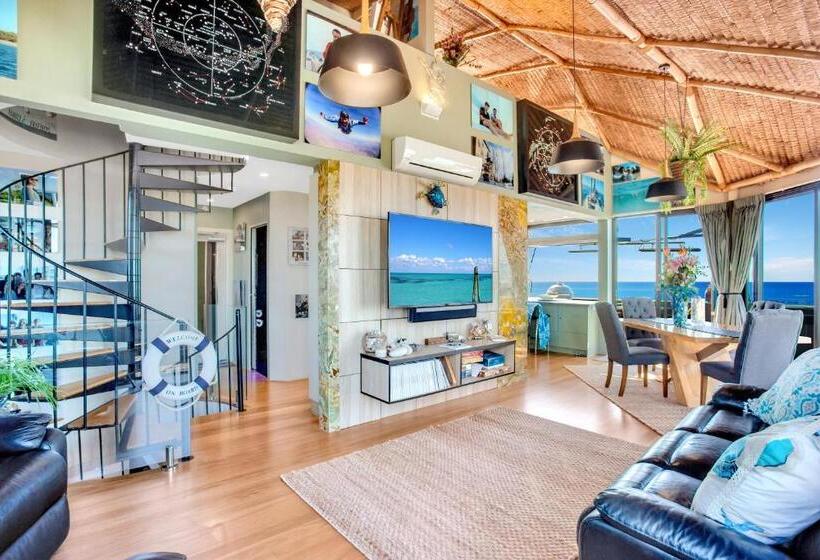 غرفة دور أخير, Burleigh Esplanade Apartments