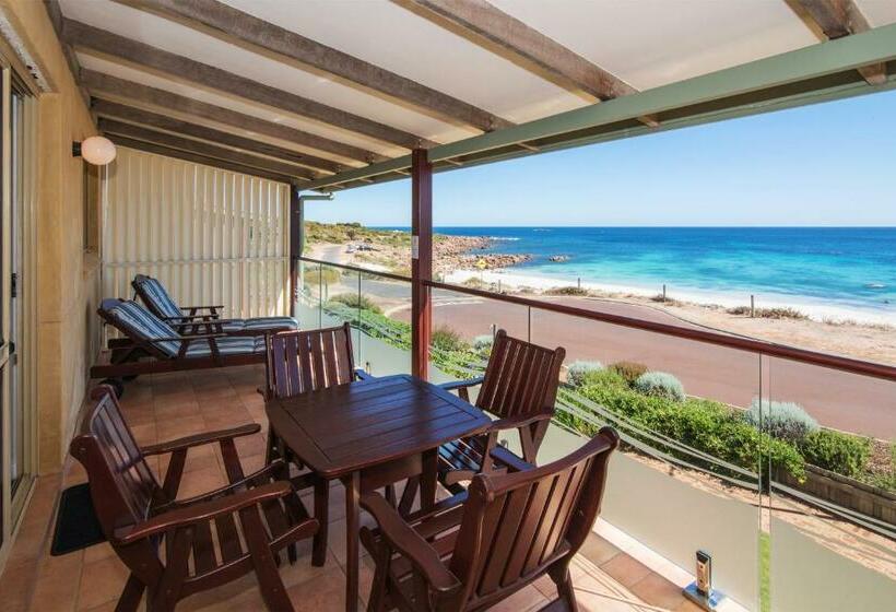 Апартаменты 2 Спальни Вид на Море, Canal Rocks Beachfront Apartments