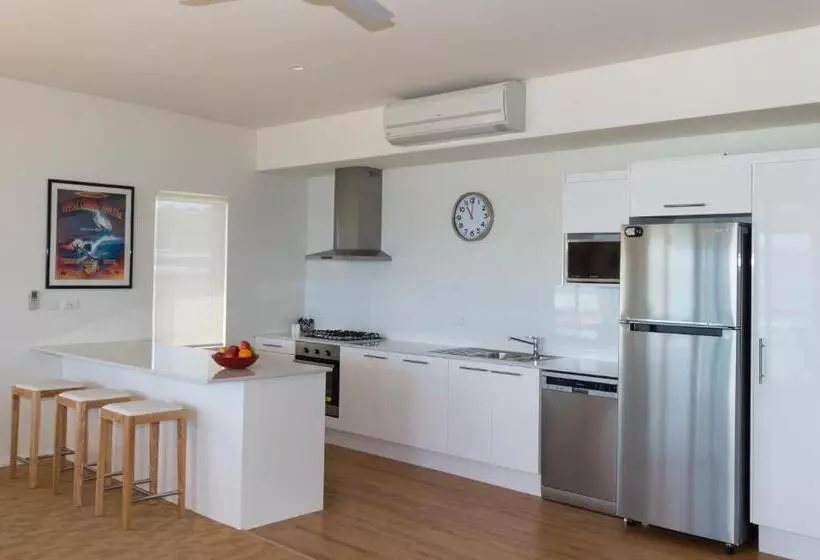 Executive-huoneisto 2 Makuuhuonetta, Canal Rocks Beachfront Apartments