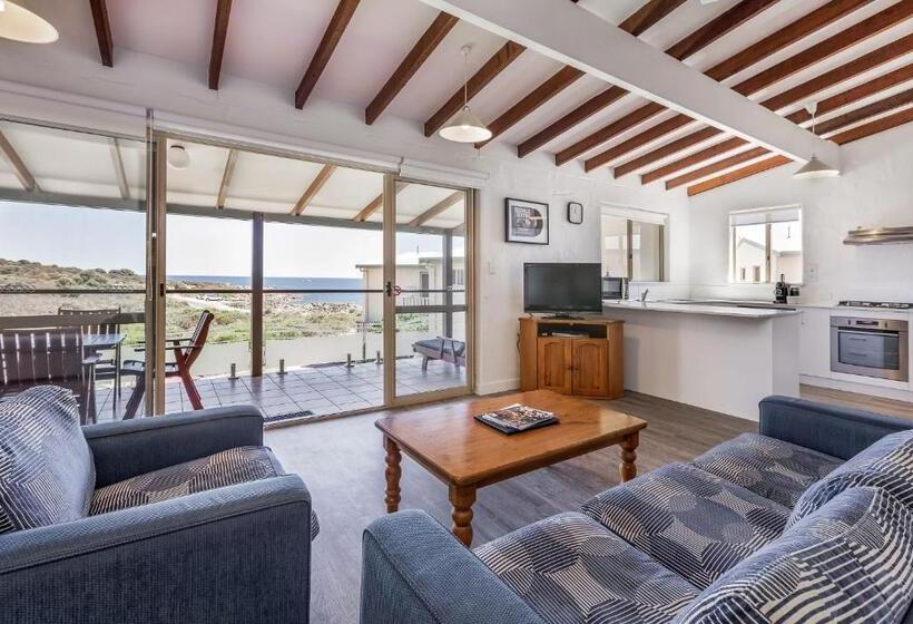 Апартаменты 1 Спальня Вид на Сад, Canal Rocks Beachfront Apartments