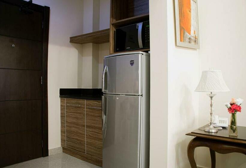 سوئیت سینیور, Home Suites Boutique Hotel Freetown