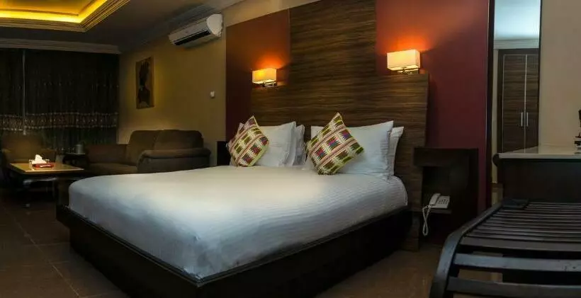 سوییت اجرایی, Home Suites Boutique Hotel Freetown