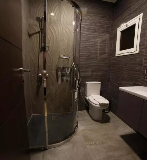 سوییت, Home Suites Boutique Hotel Freetown