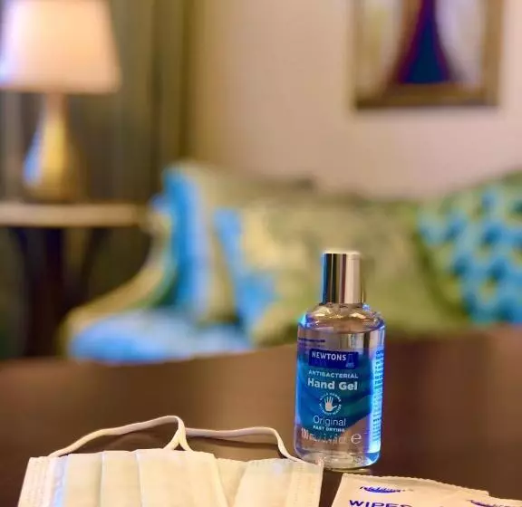 اتاق لوکس, Home Suites Boutique Hotel Freetown