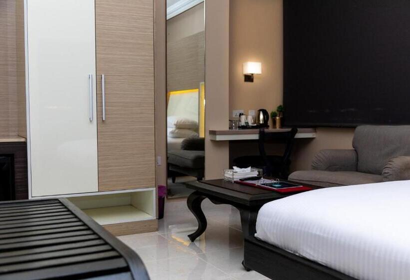 اتاق لوکس, Home Suites Boutique Hotel Freetown