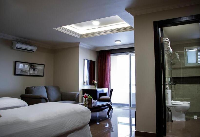 اتاق کلاب, Home Suites Boutique Hotel Freetown