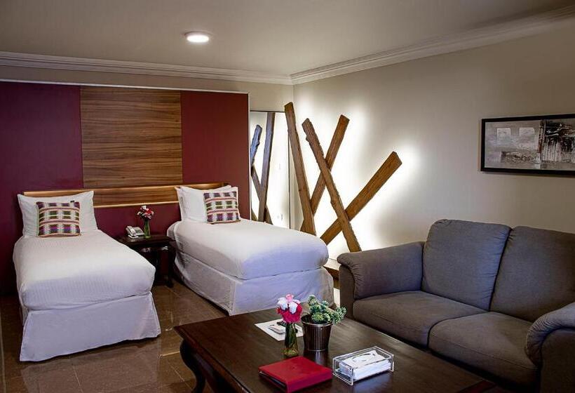 اتاق کلاب, Home Suites Boutique Hotel Freetown