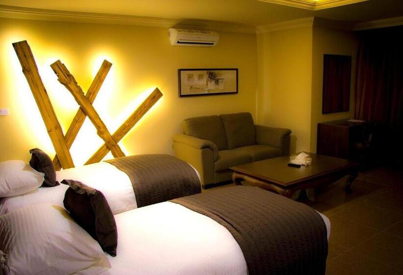 اتاق کلاب, Home Suites Boutique Hotel Freetown
