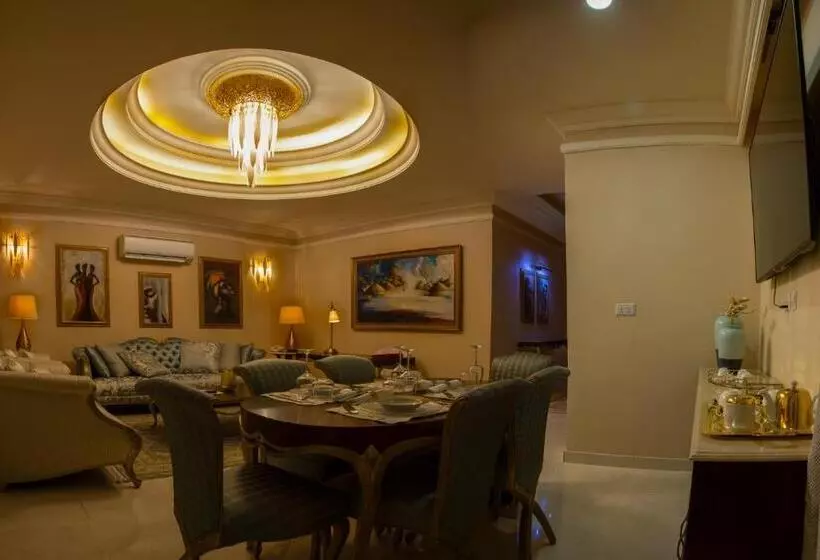 سوئیت پرزیدنت, Home Suites Boutique Hotel Freetown