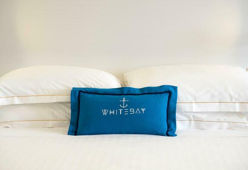 חדר סטנדרט לשלושה עם מרפסת, White Bay